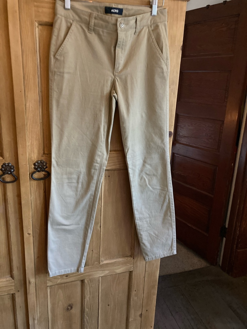 AERO Women's Slim Skinny Pants in Tan